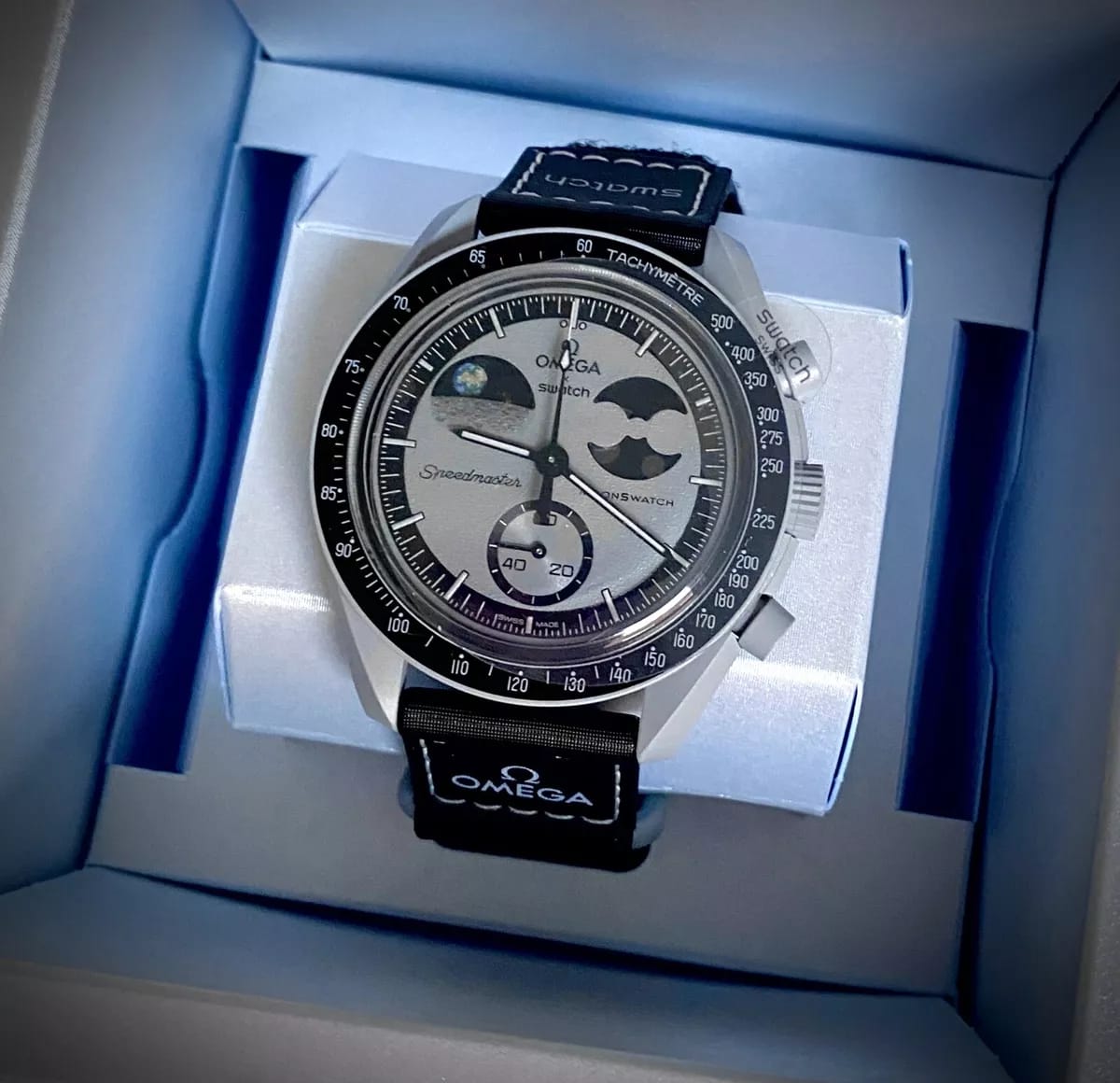 OMEGA x Swatch MoonSwatch Mission to Earthphase Simplyfiy Home